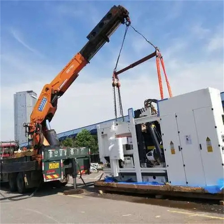 张家港附近小吊车联系方式|8-16吨|本地及时服务